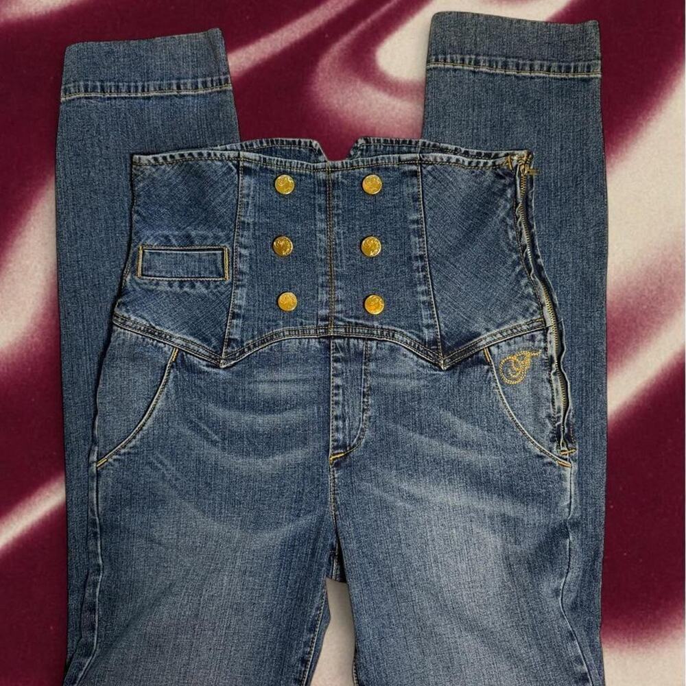 Vintage fabulosity y2k rhinestone jeans